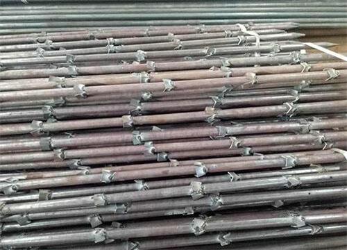 坡头隧道钢花管